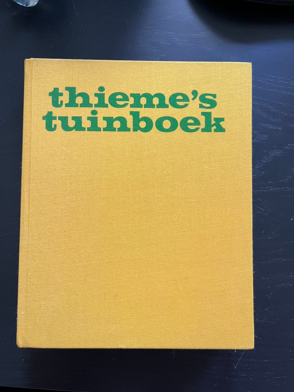 Thieme’s tuinboek, Ophalen of Verzenden, Zo goed als nieuw, Tuinieren en Tuinplanten