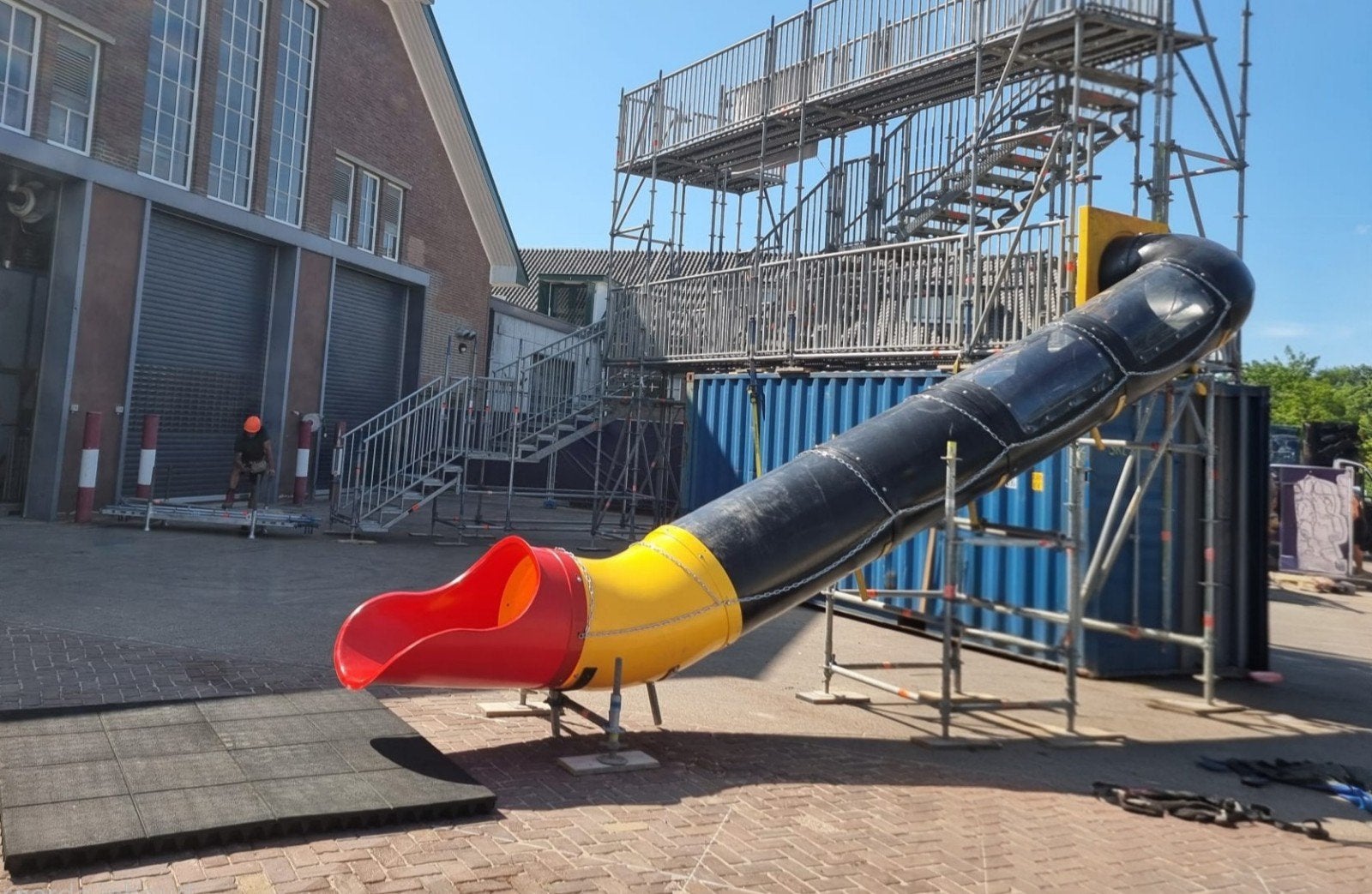 Grote glijbaan voor speeltuin of evenement, Kinderen en Baby's, Speelgoed | Buiten | Speeltoestellen, Ophalen of Verzenden, Gebruikt
