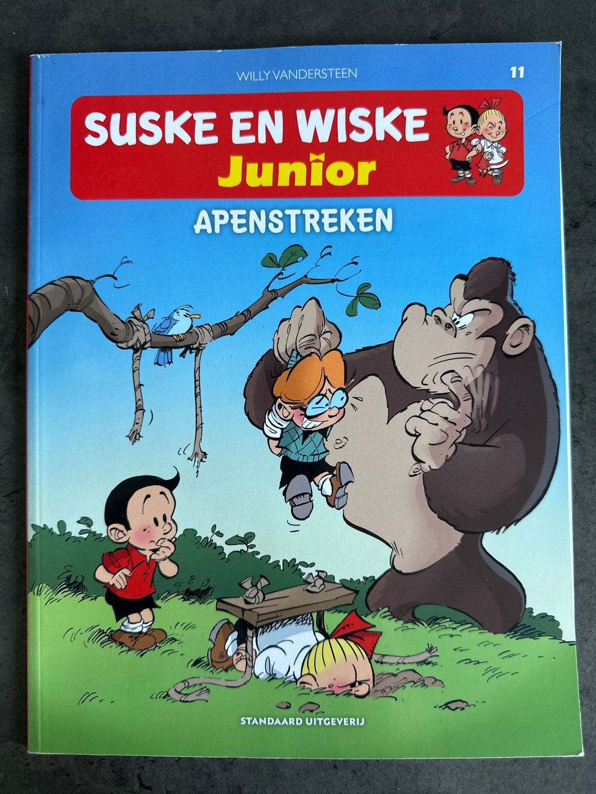 Suske en Wiske Junior - Apenstreken (Nr. 11), Eén stripboek, Ophalen of Verzenden, Zo goed als nieuw