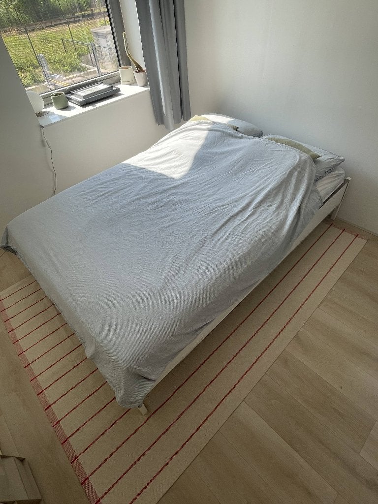 IKEA Trysil bedframe 140x200 inc. matras en lattenbodems, Ophalen, Gebruikt, Wit, 140 cm