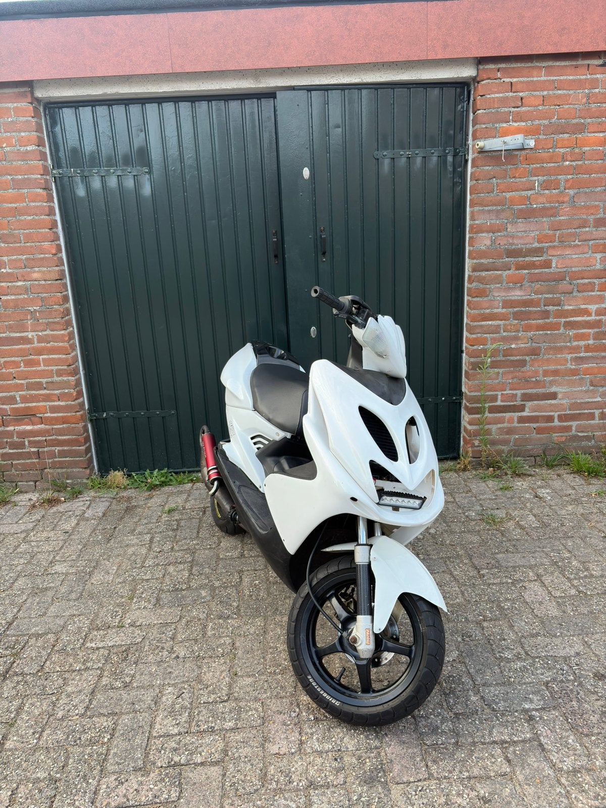 Yamaha aerox 70cc hpi te ruil tegen schakelbrommer, Ophalen, Zo goed als nieuw, Tweetakt, Vivacity