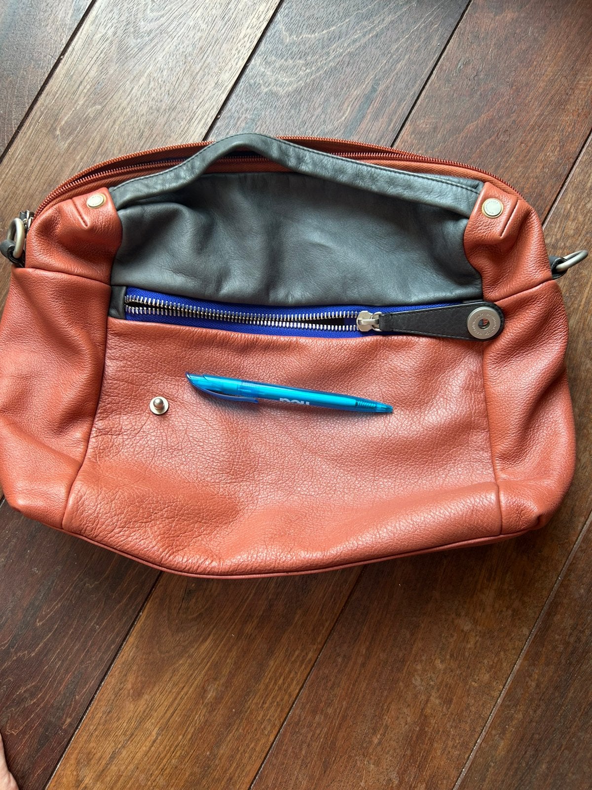 Leren Tas van Mandarina Duck, Sieraden, Tassen en Uiterlijk, Tassen | Damestassen, Ophalen of Verzenden, Zo goed als nieuw