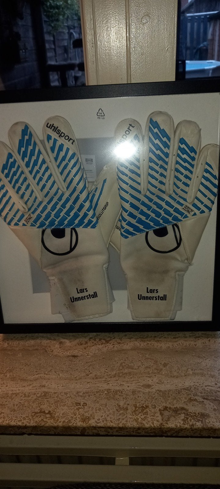 gedragen handschoenen  van onze keeper lars Unnerstall biede, Ophalen of Verzenden, Gebruikt