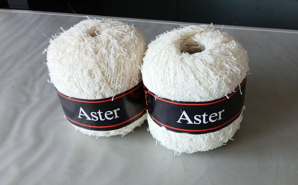 Aster garen. 2 bollen, Ophalen of Verzenden, Nieuw, Breien of Haken, Wol of Garen