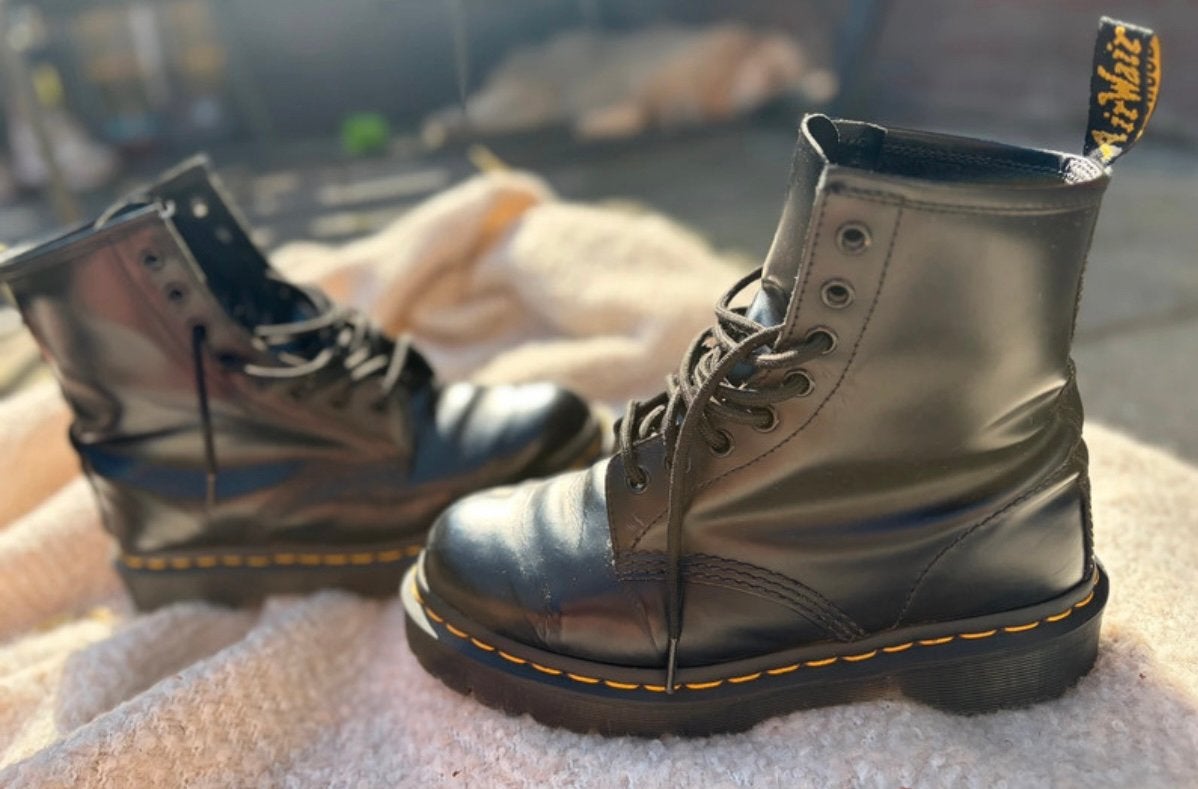 Dr. Martens, Ophalen, Zwart, Lage of Enkellaarzen, Gedragen