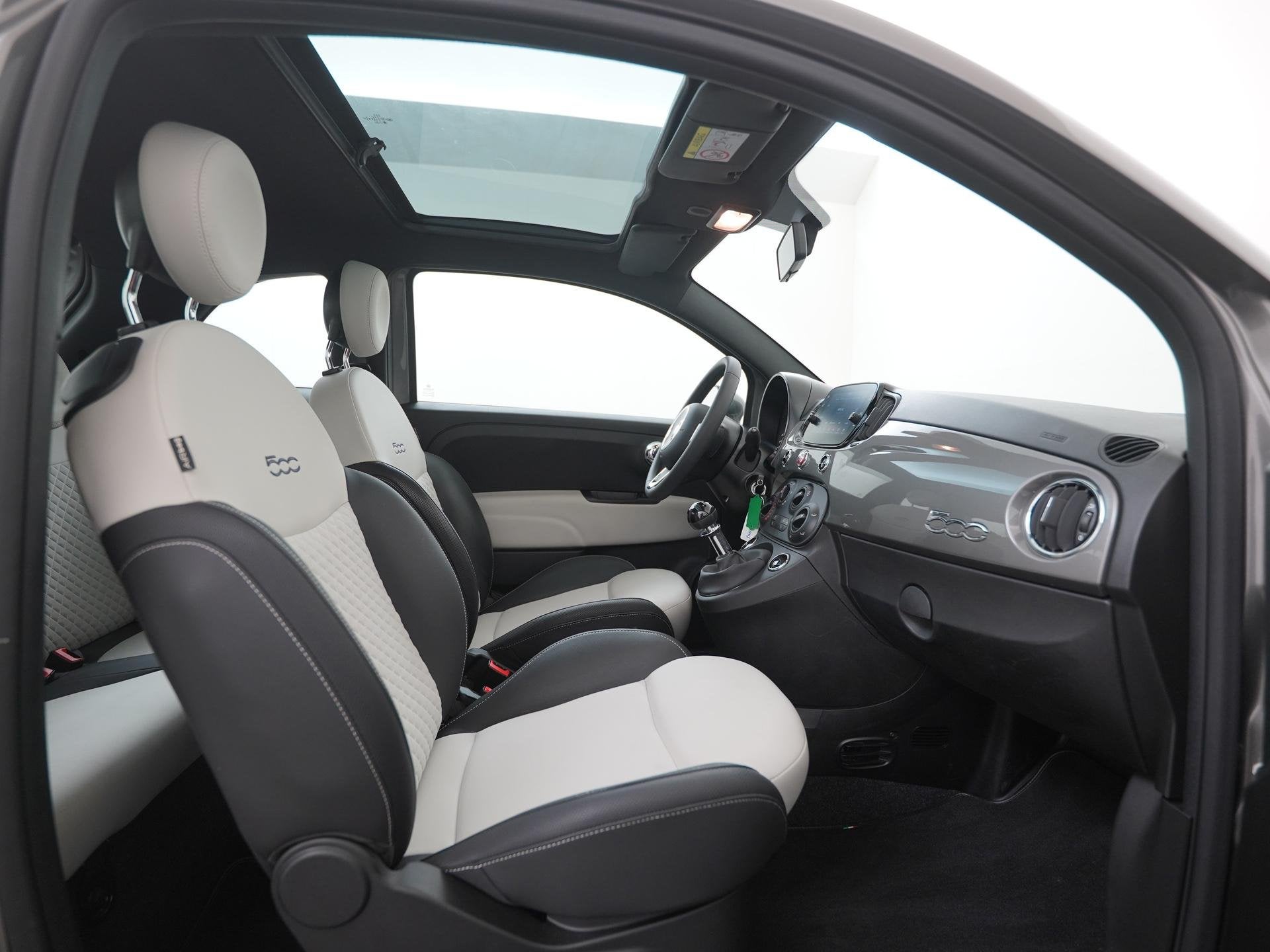 Fiat 500 1.0 Hybrid Dolcevita | Panoramadak | Zondag Open!, Voorwielaandrijving, Stof, Euro 6, 4 stoelen