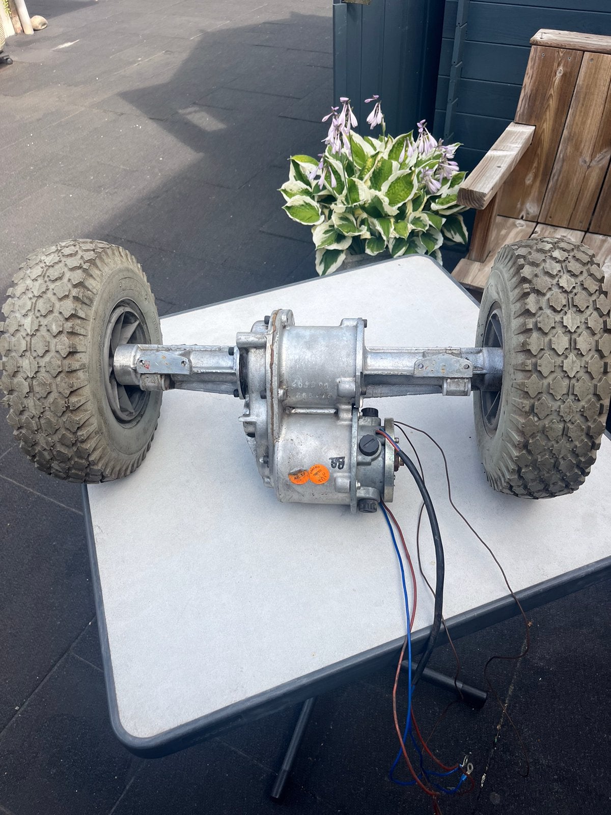 Onderstel scoetmobiel, Ophalen, Zo goed als nieuw