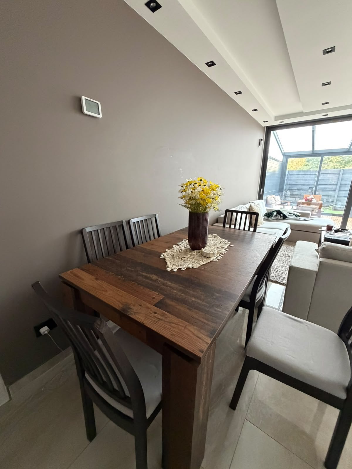 Extendable dining table and chairs, Huis en Inrichting, Ophalen, Zo goed als nieuw, Rechthoekig, 50 tot 100 cm