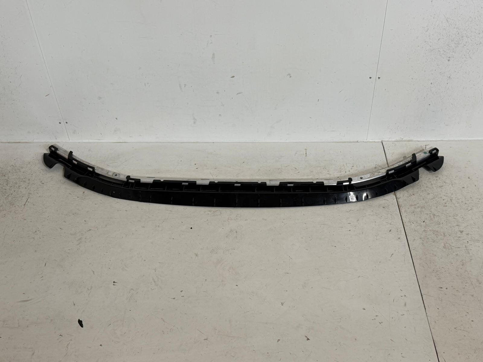 BMW 1-serie F40 onderste bumperbalk, Info@fabrikant.eu, Ophalen of Verzenden, Fabrikant BV, Gebruikt