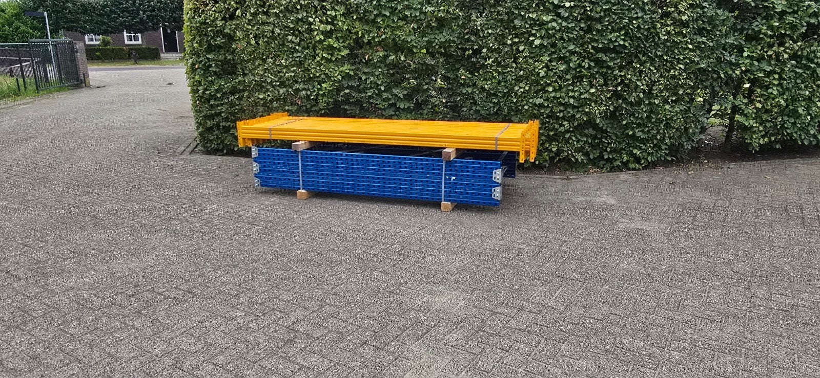 11,5 meter Esmena palletstelling zo goed als nieuwe, Ophalen