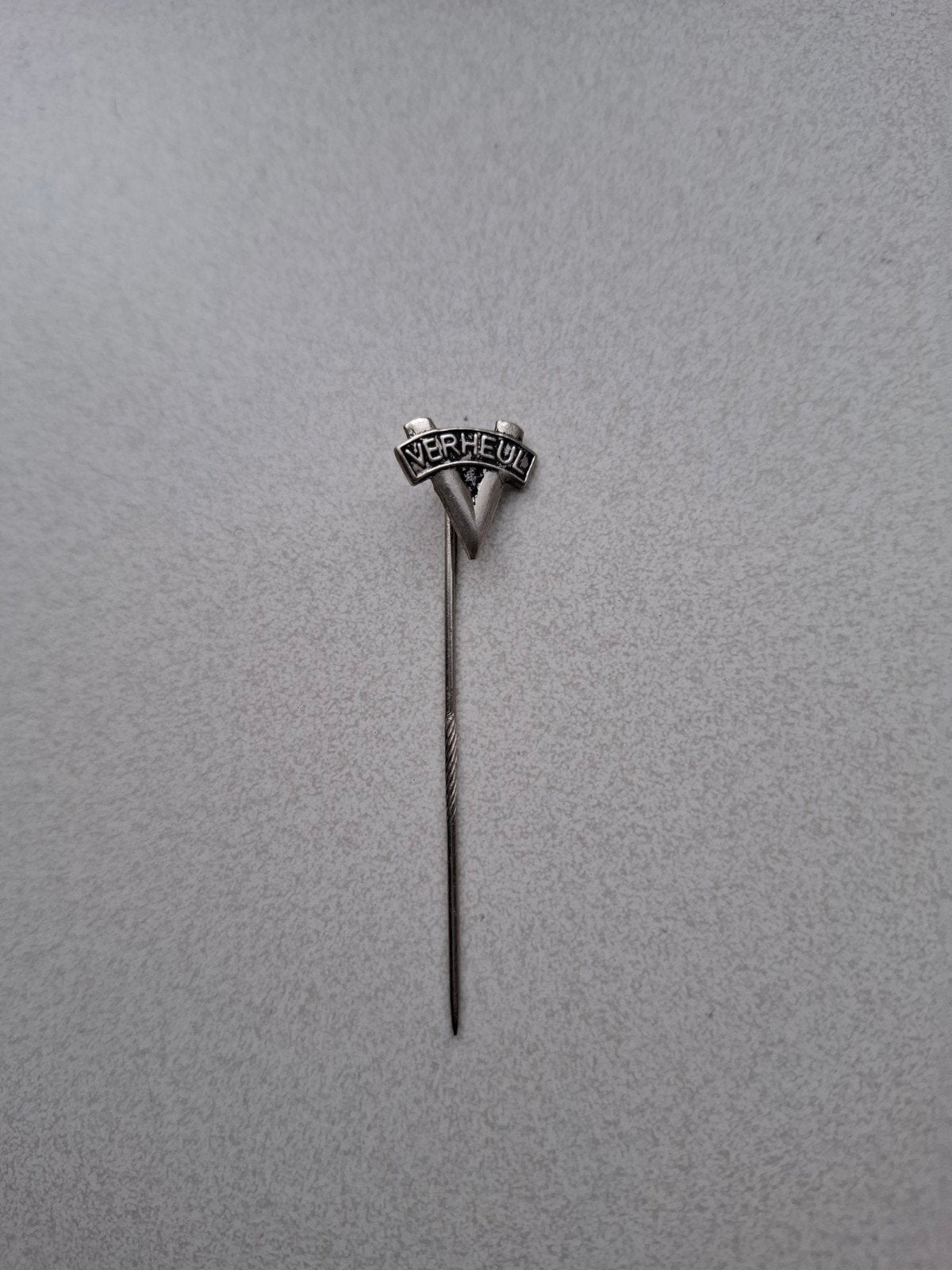 Vintage speldje pin prikker steekspeld Verheul, Verzamelen, Speldjes, Pins en Buttons, Ophalen of Verzenden
