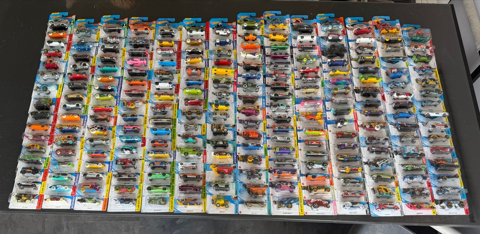 Hot Wheels 471 stuks- In verpakking Fantasy models, Ophalen of Verzenden, Nieuw, Auto