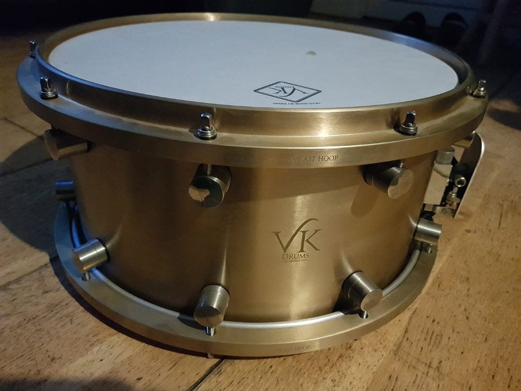 VK Drums VKast Bell Bronze Snare Drum 14x7, Ophalen, Zo goed als nieuw, Drums of Percussie