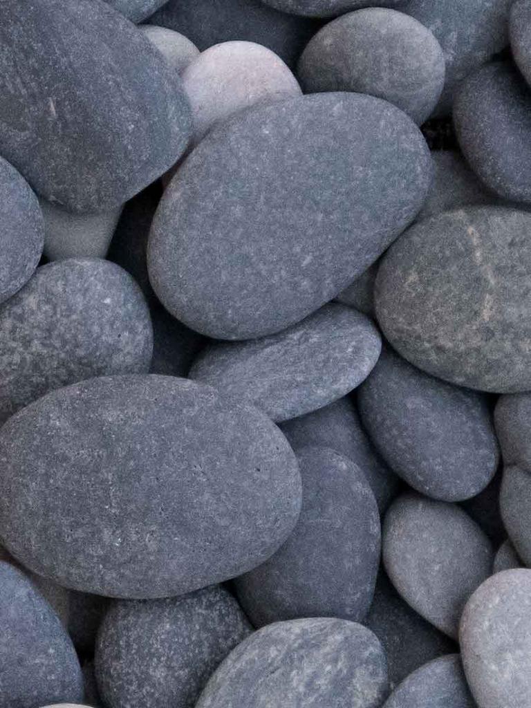 Beach pebbles grojs/zwart +- 150 kg, Tuin en Terras, Grind, Keien en Split, Ophalen, Zo goed als nieuw, Grijs, Kei