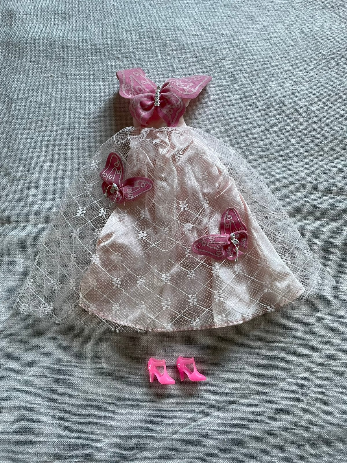 Vintage Barbie Vlinderjurk  🦋  1980s, Verzamelen, Poppen, Ophalen of Verzenden, Gebruikt, Kleertjes