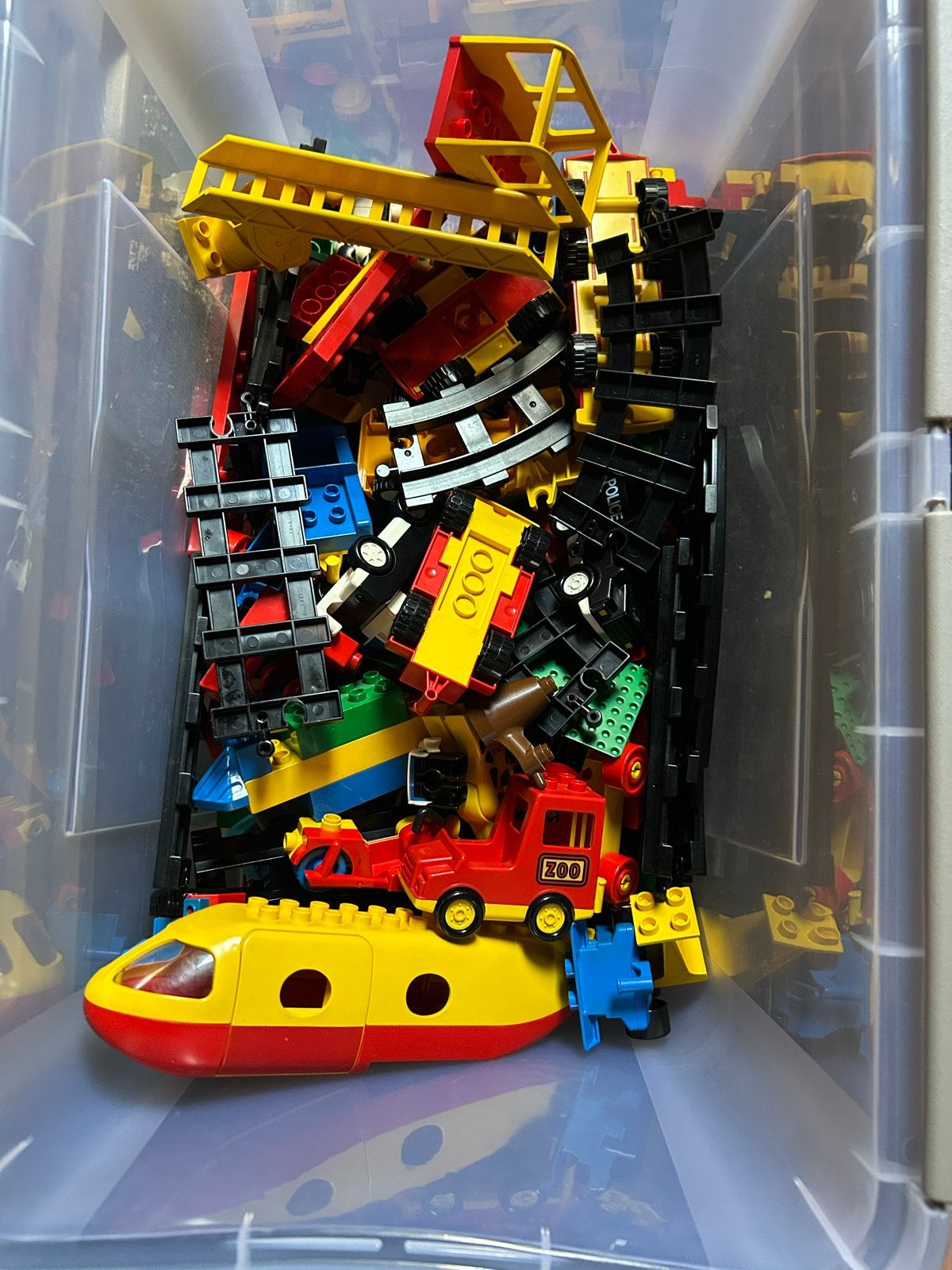 Grote partij LEGO Duplo met trein, auto's en meer!, Gebruikt, Ophalen of Verzenden, Duplo, Inclusief accessoires
