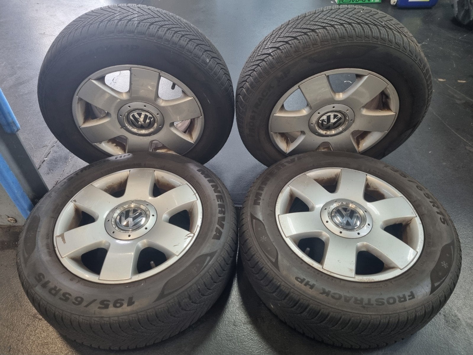 Originele vw velgen 15 inch met winterbanden, Auto-onderdelen, Banden en Velgen, Ophalen, 15 inch, Nieuw, Band(en)
