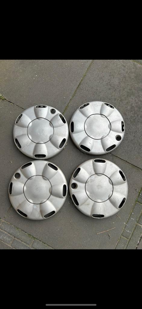 Wieldoppen Renault Twingo 13 inch (set van 4), Auto diversen, Wieldoppen, Ophalen of Verzenden, Gebruikt