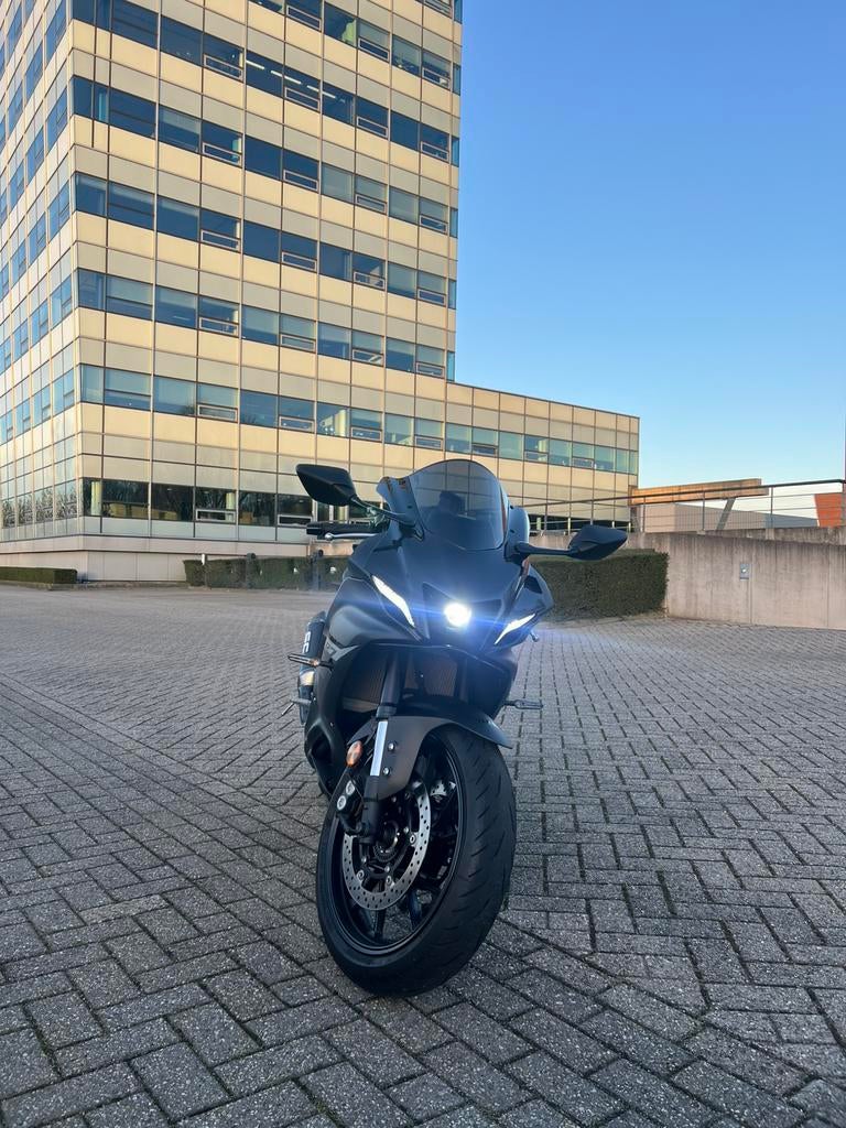 Yamaha R7 2025 (A2), Motoren, 2 cilinders, Gebruikt, Super Sport, Meer dan 35 kW