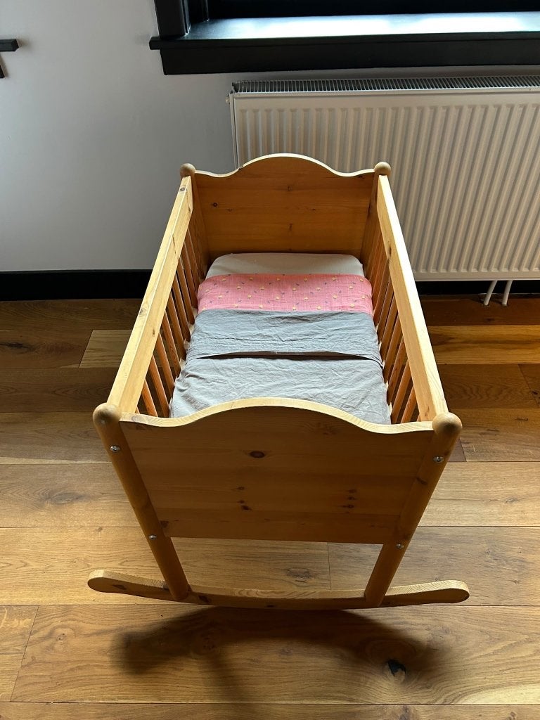 Vintage houten schommelwieg baby, Ophalen, Zo goed als nieuw, Wieg
