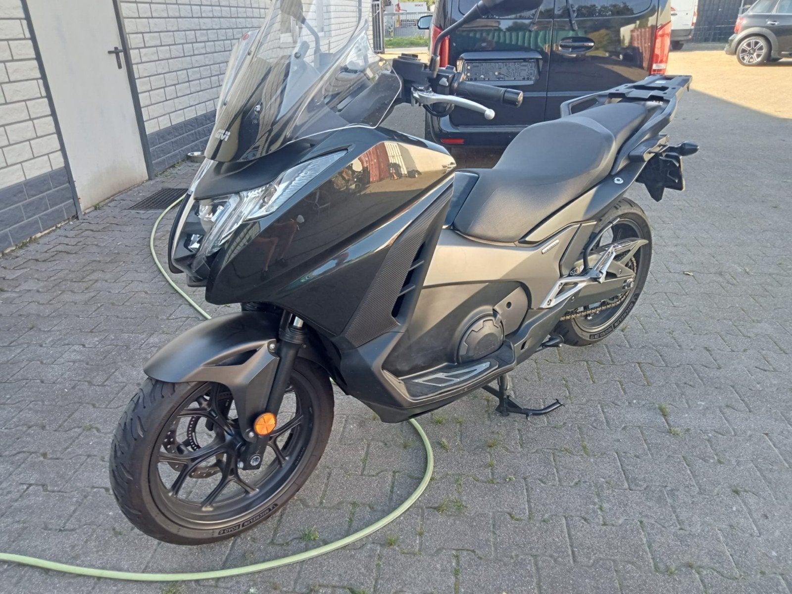 HONDA INTEGRA AUTOMAAT DCT MOTORSCOOTER I.Z.G.STAAT  €4450, Motoren, Motoren | Honda, Bedrijf, Scooter