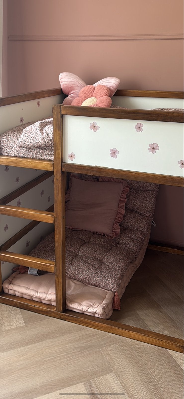 Comfortabel Vloerkussen - Ideaal voor Kinderkamer of Leeshoe, Huis en Inrichting, Ophalen of Verzenden, Zo goed als nieuw, Roze