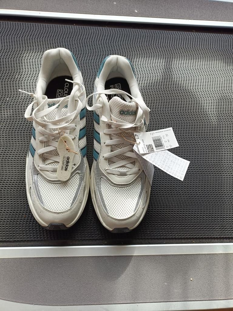 Nieuwe Adidas sport schoenen, Ophalen of Verzenden, Nieuw