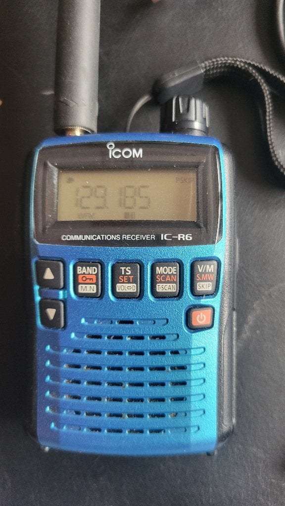 Icom R6 freq; 100 KHz tot 1310 MHz HF/VHF/UHF ontv./scanner, Ophalen of Verzenden, Zo goed als nieuw, Ontvanger