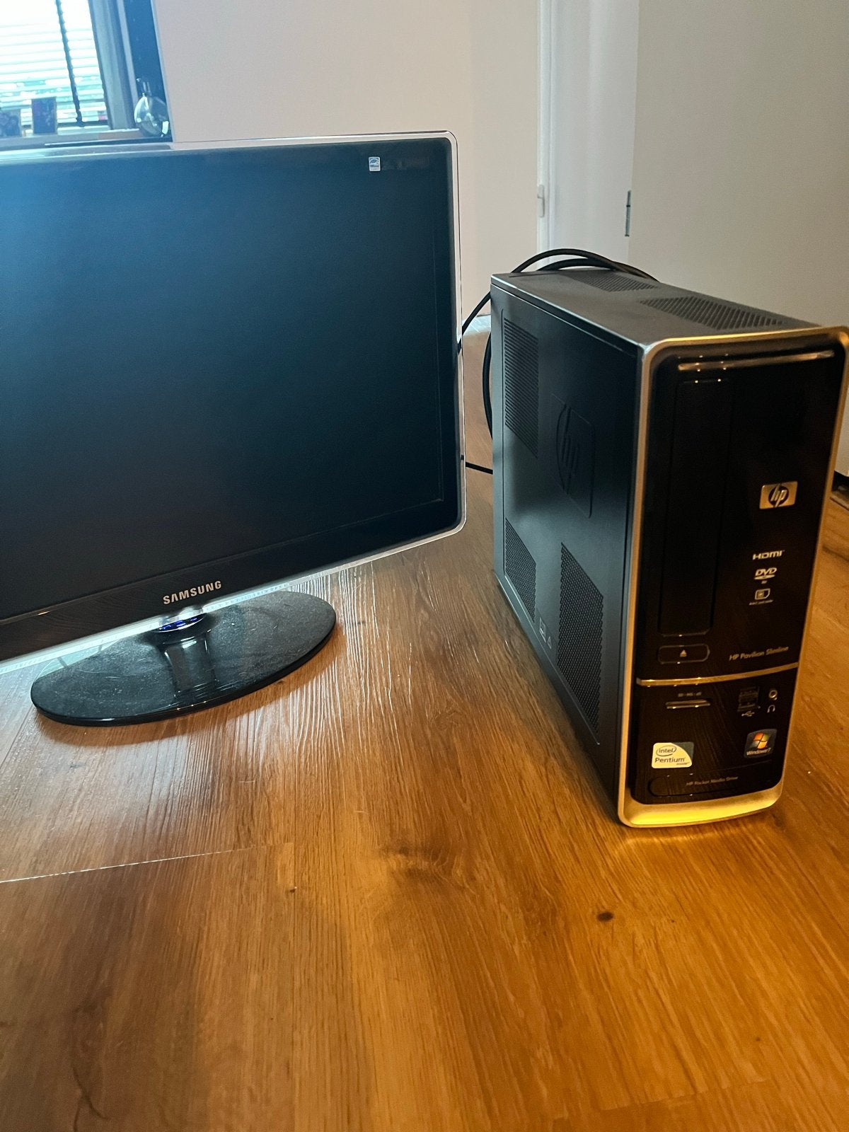 HP Pavilion Slimline Desktop PC met Samsung Monitor, Computers en Software, Ophalen, Gebruikt, HDD, Minder dan 4 GB