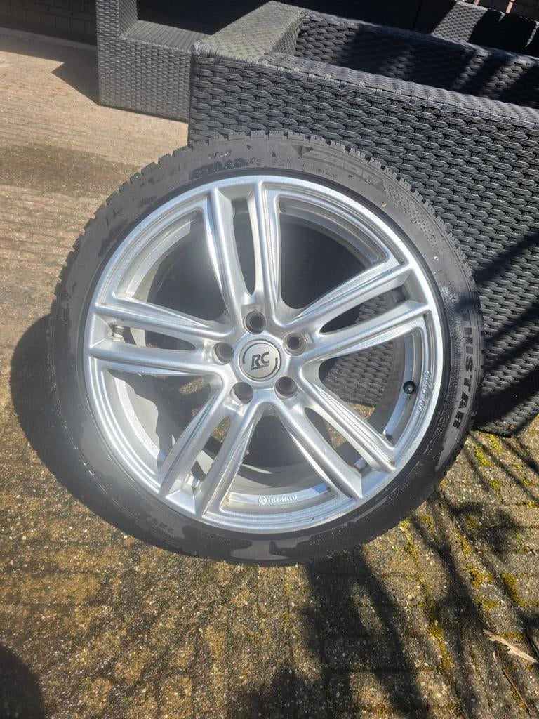 RC Design 18 inch velgen 5x108 ET45 + all season banden Volv, Ophalen, 18 inch, Banden en Velgen, All Season