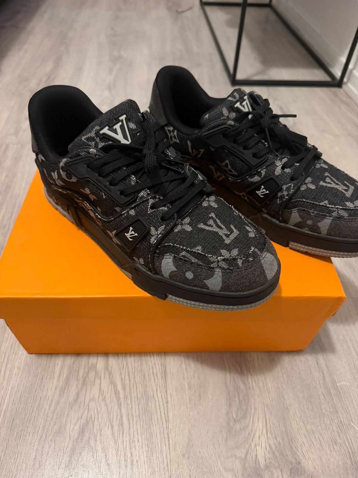 Louis Vuitton Schoenen heren, Zwart, Nieuw, Ophalen of Verzenden, Sneakers of Gympen