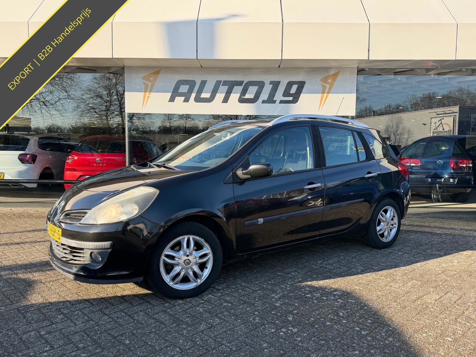 Renault Clio Estate 1.6-16V Corporate Sport, Auto's, Renault, Voorwielaandrijving, 4 cilinders, Origineel Nederlands, Euro 4