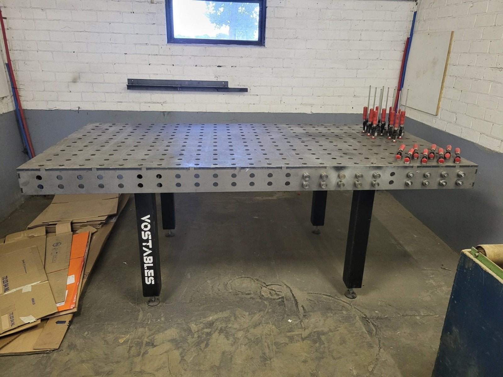 Vostables lastafel, Ophalen, Nieuw