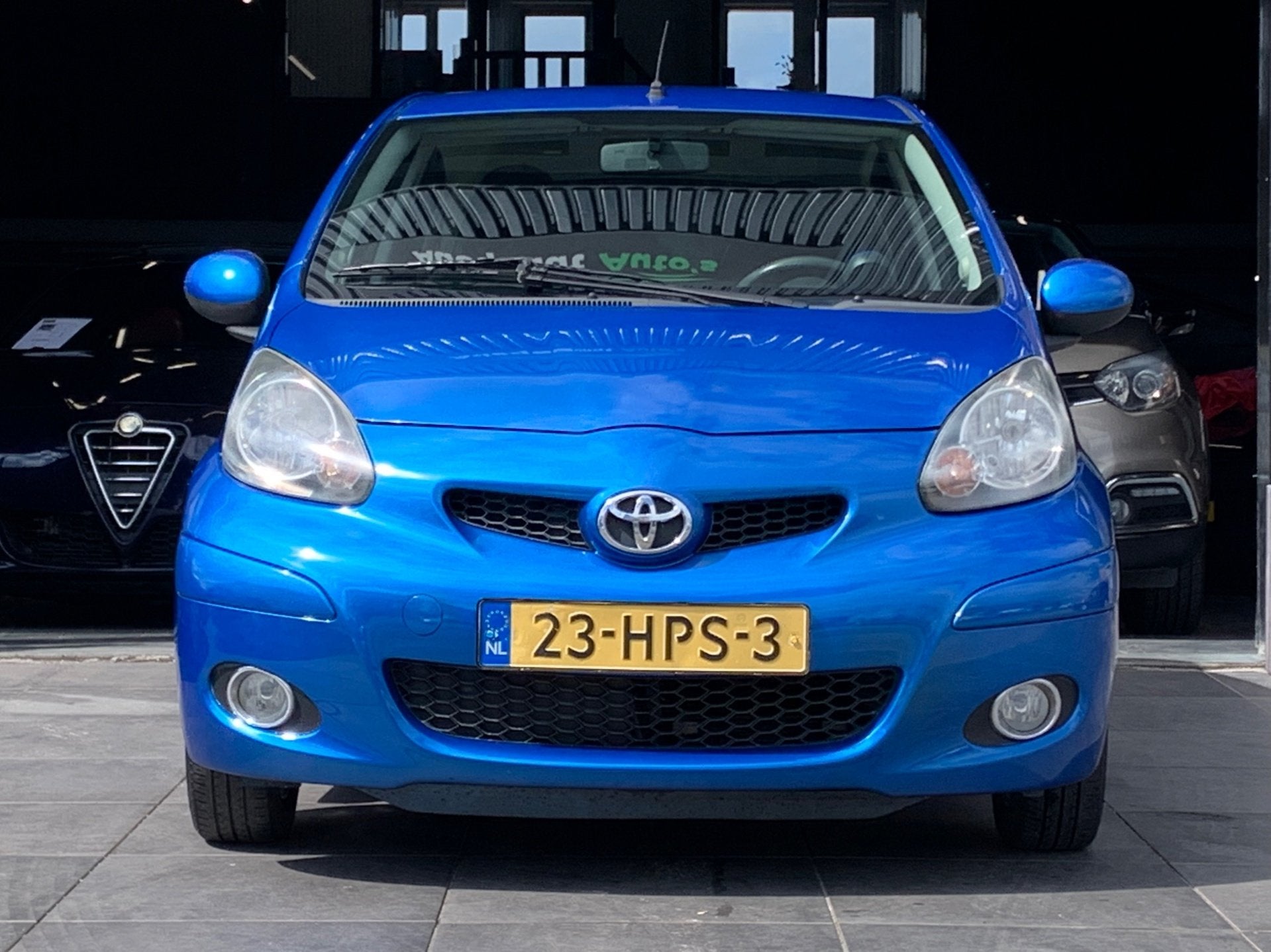 Toyota Aygo 1.0-12V|2e eig|NAP|Airco|El.Ramen|5deurs|APK|AUX, Voorwielaandrijving, Stof, Gebruikt, Met garantie (alle)
