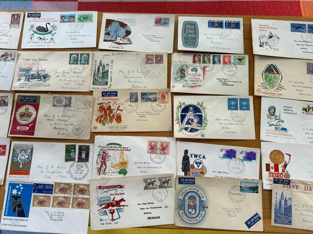 Postzegels Australie 37 enveloppen, Ophalen of Verzenden