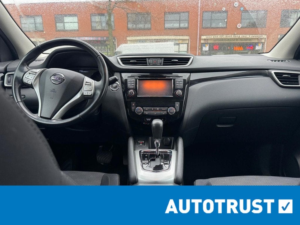 Nissan Qashqai 1.2 Connect Edition/Automaat/2eigenaar, Auto's, Nissan, Gebruikt, 4 cilinders, 116 pk, Zwart