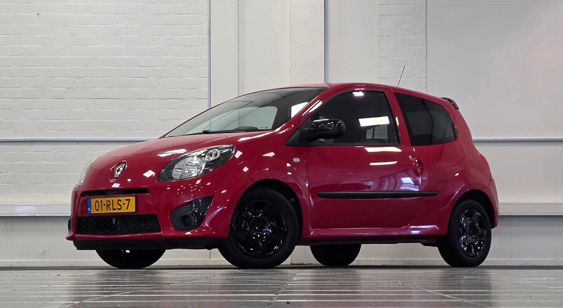 Renault Twingo 1.2i 16V Collection Trekhaak Airco Garantie M, Gebruikt, Zwart, 4 cilinders, 4 stoelen