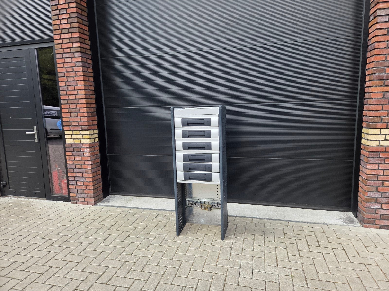 bott bedrijfswageninrichting bedrijfswagen inrichting, Ophalen