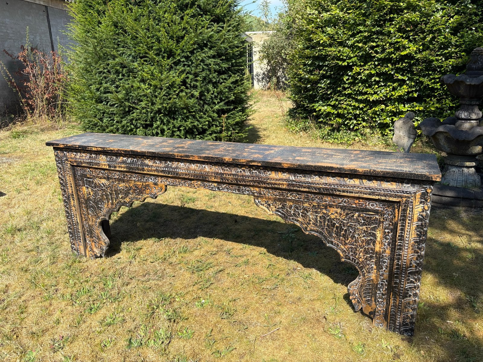 handgesneden console tafel, zwart/bruin afm 240x 39x 90 cm, Ophalen