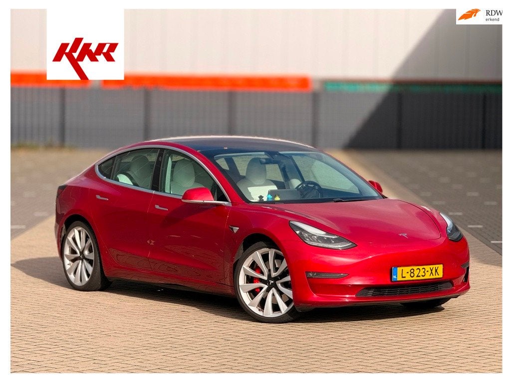 Tesla Model 3 Performance Enhanced autopilot 89% SOH wit int, Auto's, Automaat, 462 pk, 1249 min, Geïmporteerd