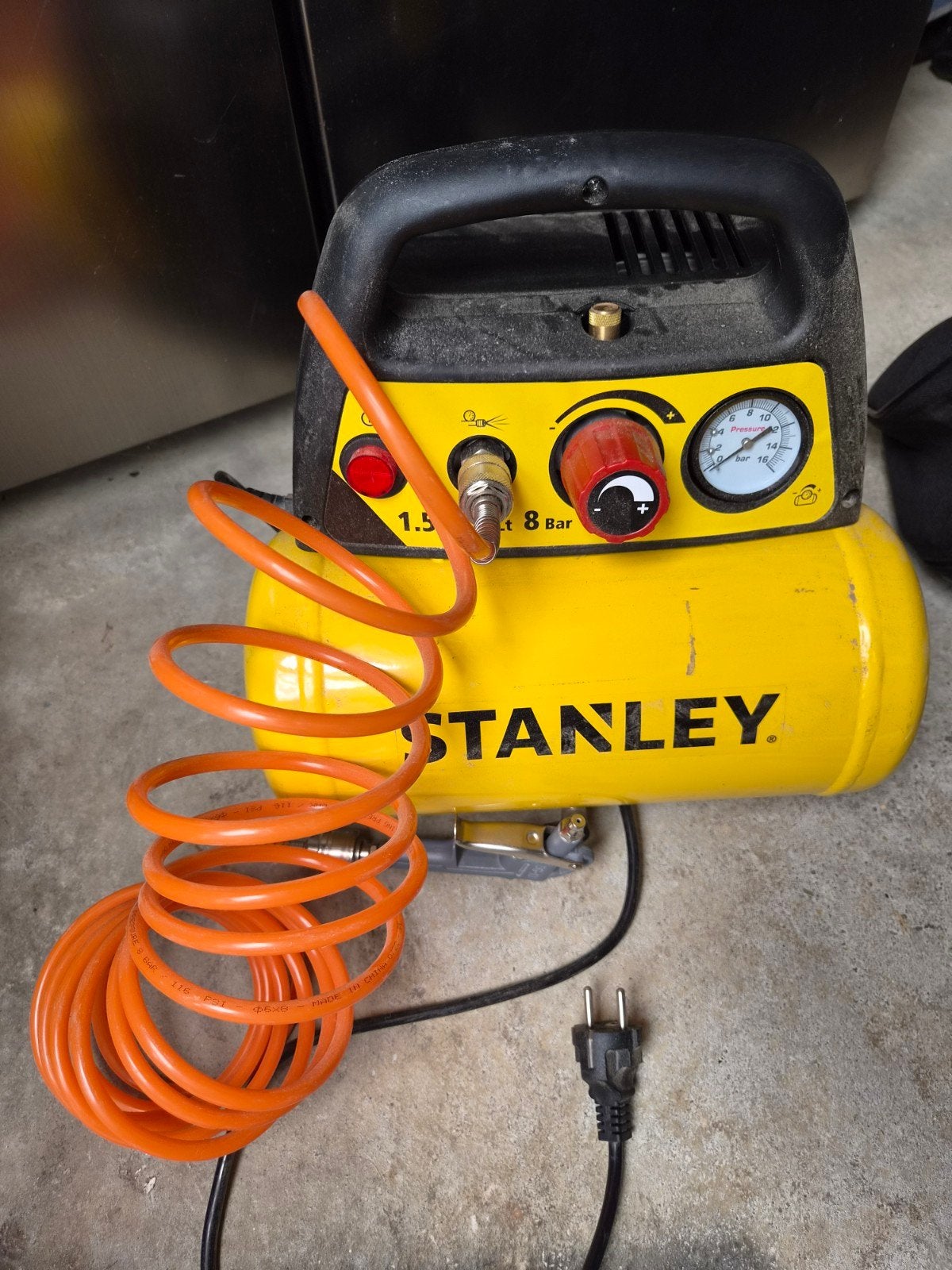 Te koop compressor merk Stanley, Minder dan 25 liter, Ophalen, Minder dan 200 liter/min