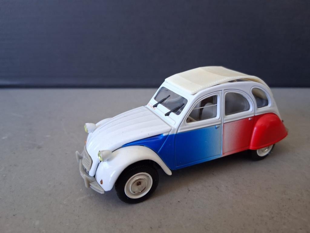 Citroën 2CV Cocorico, Ophalen of Verzenden, Groter dan 1:32, Auto, Overige merken