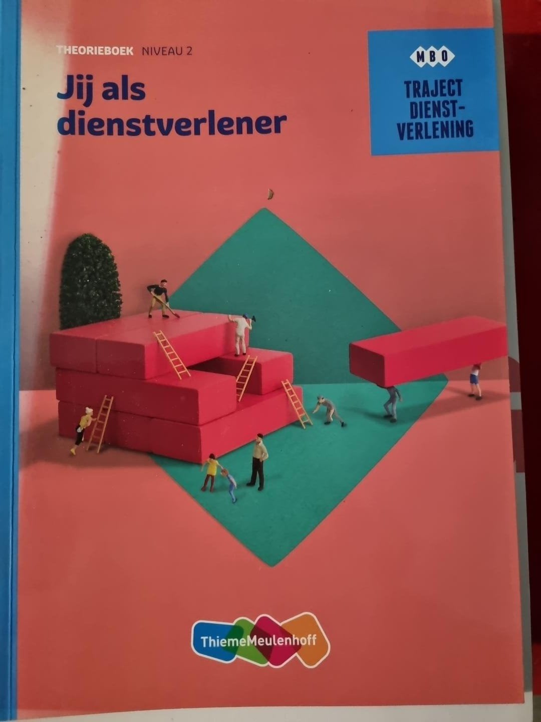 Jij als dienstverlener niveau 2 – MBO theorieboek, Ophalen of Verzenden, Nieuw, Overige niveaus, Overige vakken