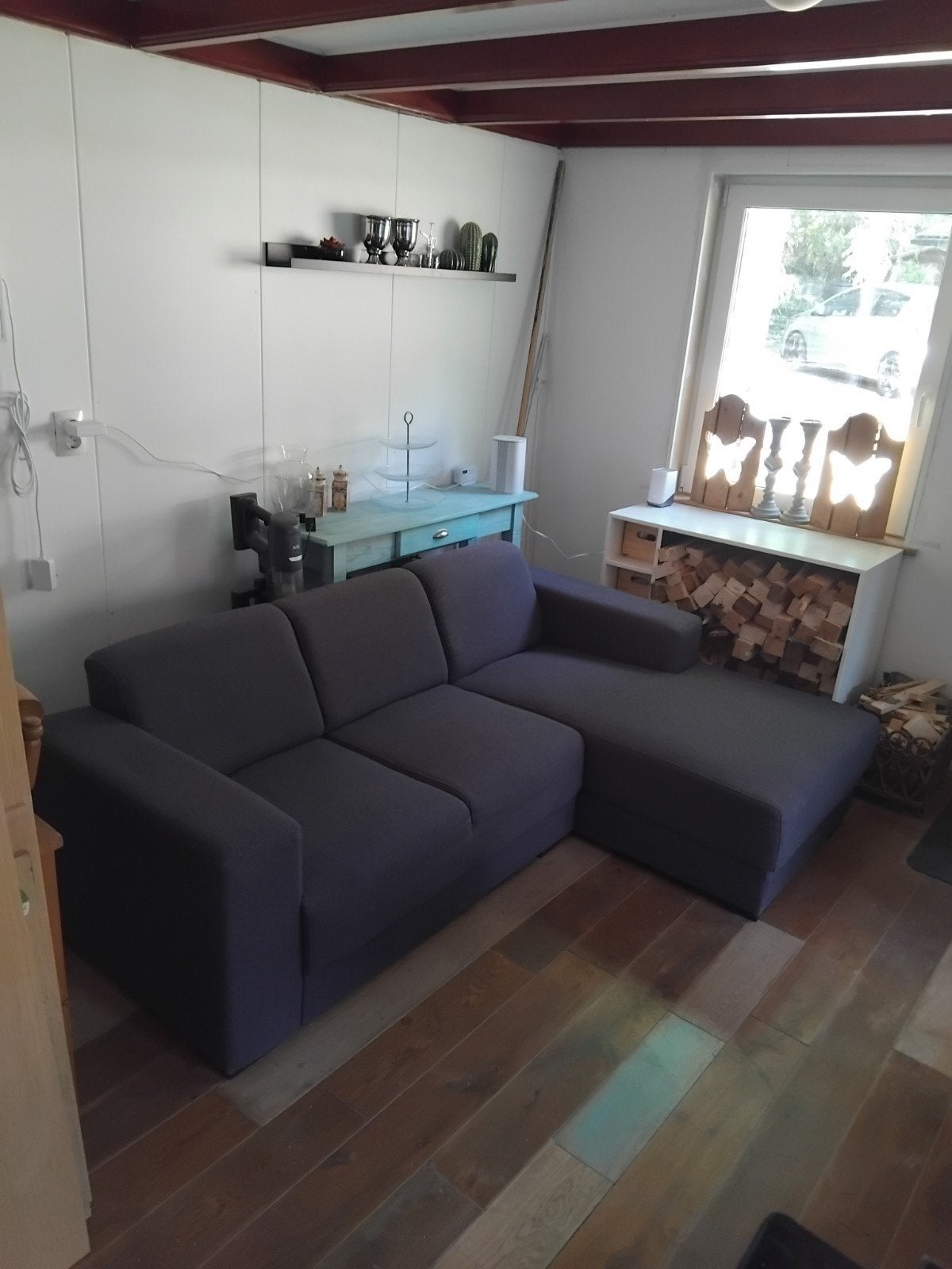 Comfortabele grijze hoekbank - Zo goed als nieuw, Huis en Inrichting, Banken | Bankstellen, Ophalen, 250 tot 300 cm, 125 tot 150 cm