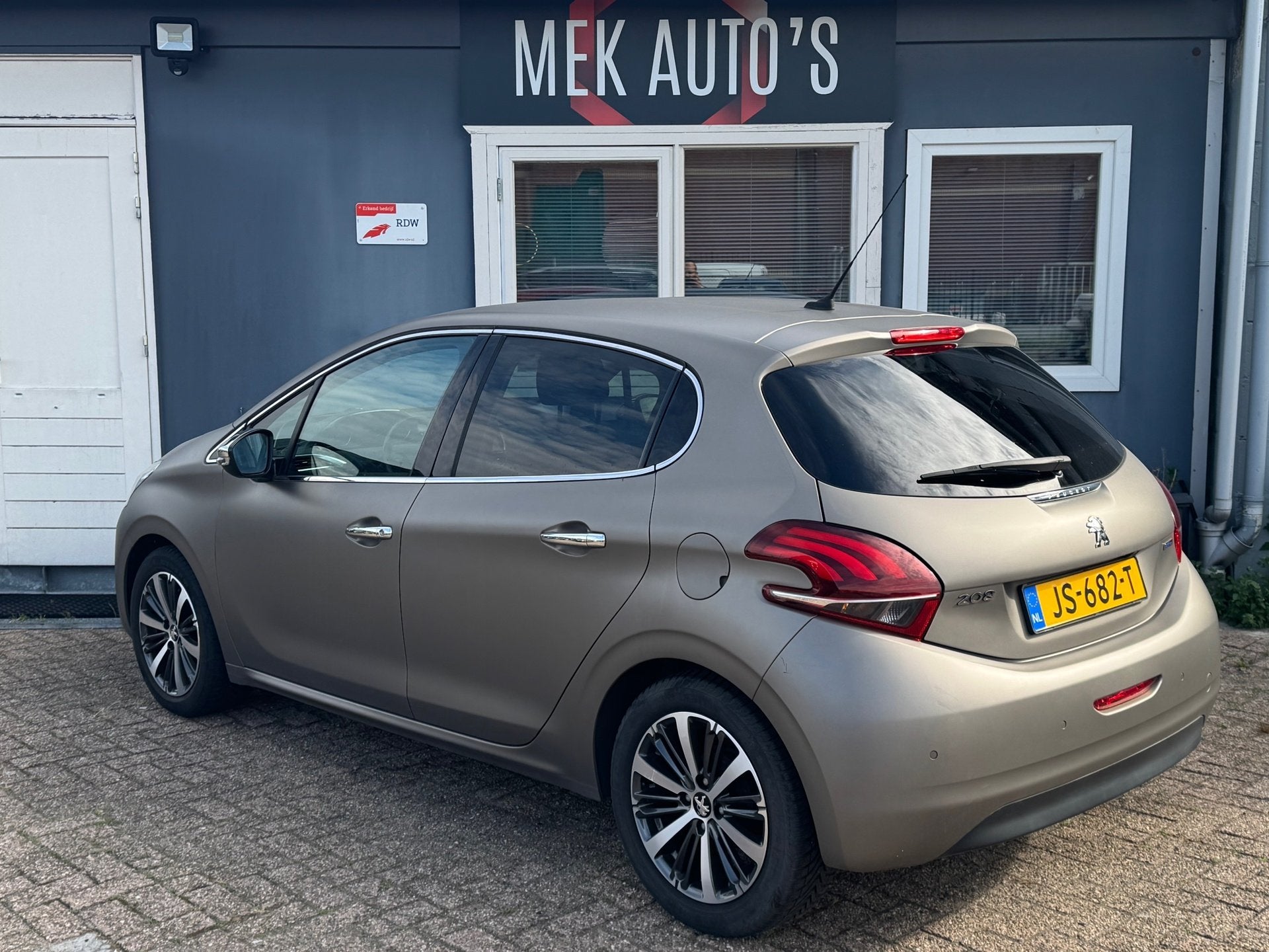 Foto 15 van Peugeot 208 1.2 PureTech Allure|Carplay|Navi|Cruise|Climate|