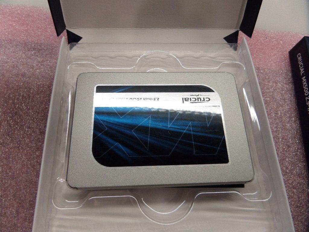Crucial CT500MX500SSD1, Computers en Software, Intern, Ophalen of Verzenden, Zo goed als nieuw, Crucial