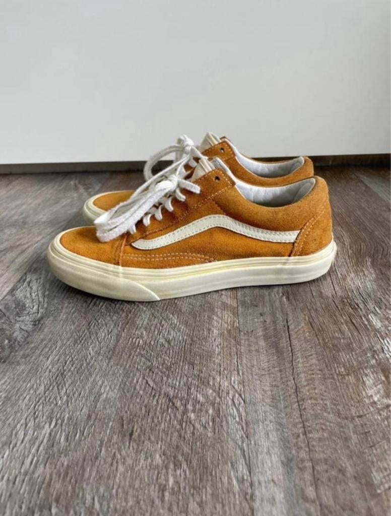 Vans Old Skool schoenen - mosterd geel / oker geel, Kleding | Dames, Schoenen, Ophalen of Verzenden, Gedragen, Geel, Sneakers of Gympen