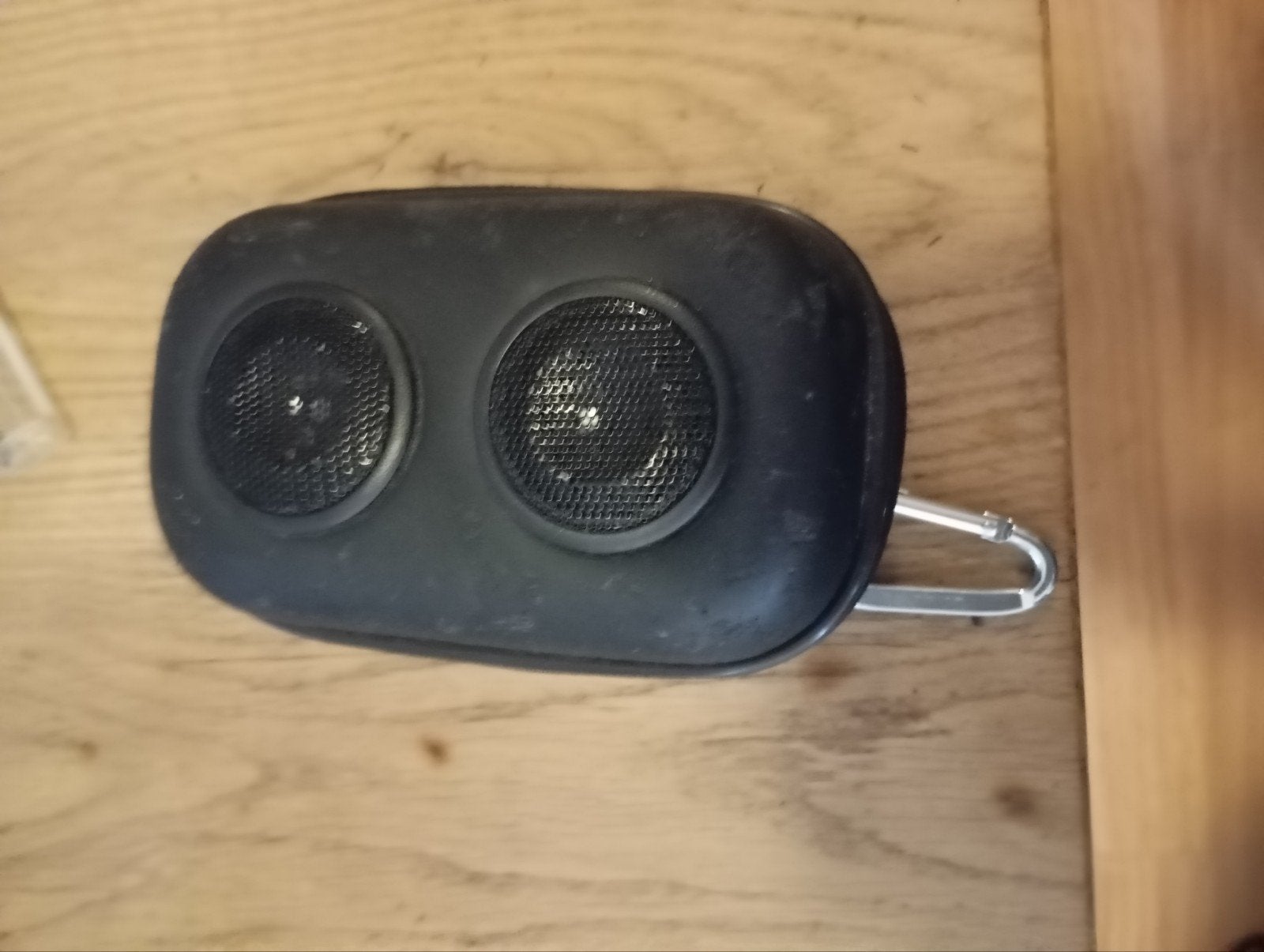 Compacte Bluetooth Speaker met Karabijnhaak, Overige merken, Gebruikt, Ophalen of Verzenden, Draagbare speaker