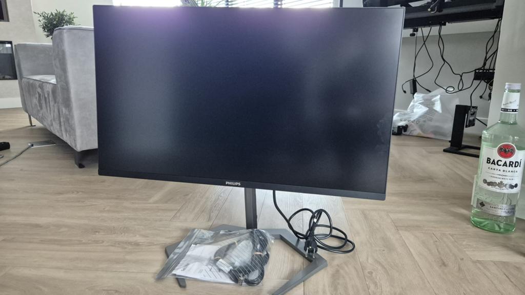Philips Evnia 32M1N5800A (als nieuw), Computers en Software, Monitoren, IPS, In hoogte verstelbaar, Minder dan 1 ms, HDMI