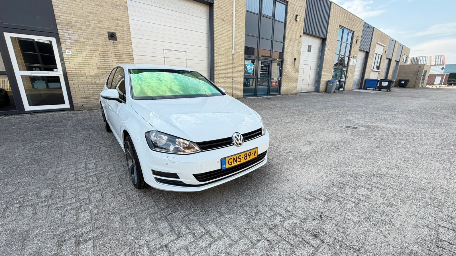 Volkswagen Golf 1.2 TSI 85pk BMT 3D 2017 Wit, Voorwielaandrijving, Parkeersensor, Stof, 4 cilinders
